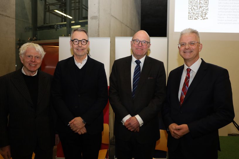 v.l.n.r: Burkhard Plemper, Moderation, Stephan Aldag, Steuerberater, Andreas Kühnelt, Rechtsanwalt und Notar sowie Rechtsanwalt und Notar Holger Schützhoff